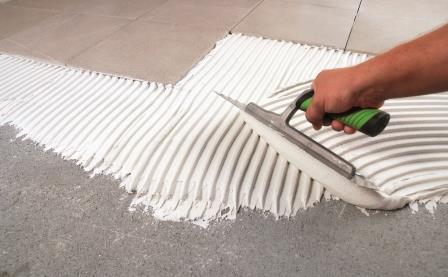 Adhesives for natural stone tiles 
