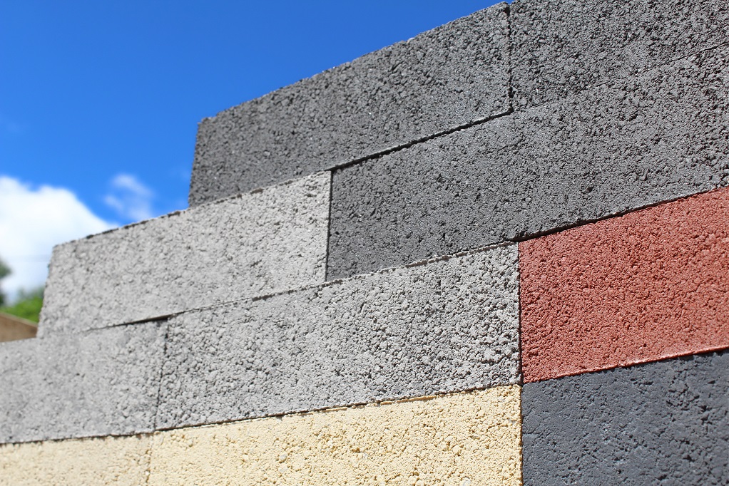 Facing Bricks or Concrete Blocks?