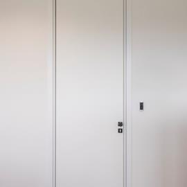 Cover image for ST - 830: SOLID DOOR E100