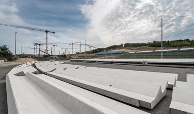 Cover image for Concrete tribune