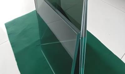 Cover image for Laminated glass