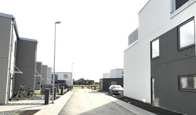 Cover image for Solid precast slab