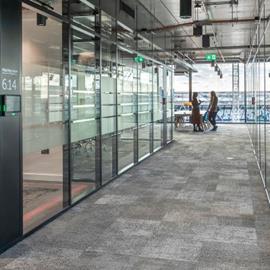Cover image for Revolution 100 Single Glazed System
