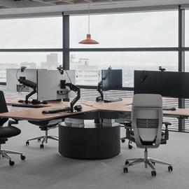Cover image for iSatelliti Plus Desk