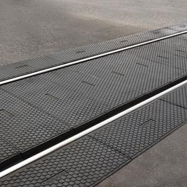 Cover image for TEKNICROSS® Rubber level crossing