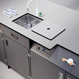 Cover image for Trespa® TopLab®BASE 16mm CGF