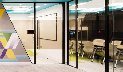 Cover image for Revolution 54 Single Glazed System