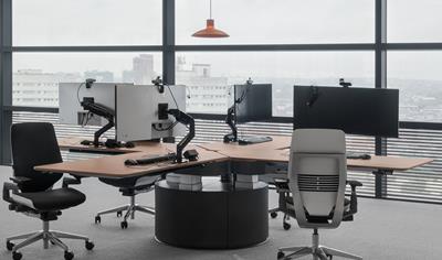 Cover image for iSatelliti Plus Desk