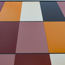 Cover image for HI-ST: Self-supporting double skin metal faced PIR/PIRM insulating panel for facades