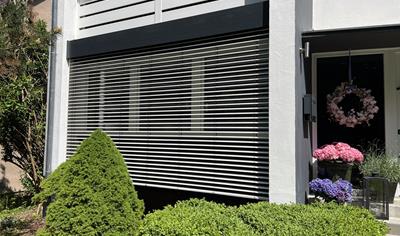 Cover image for C80 – venetian blinds