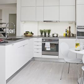 Cover image for Elsa kitchen frame door
