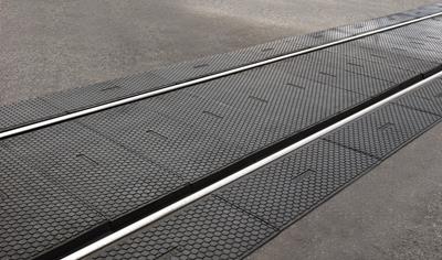 Cover image for TEKNICROSS® Rubber level crossing