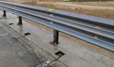 Cover image for H2-B-W4 Bridge Guardrail system