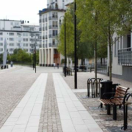 Cover image for Flammad eller krysshamrad naturstensprodukt av granit