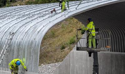 Cover image for Corrugated steel arch