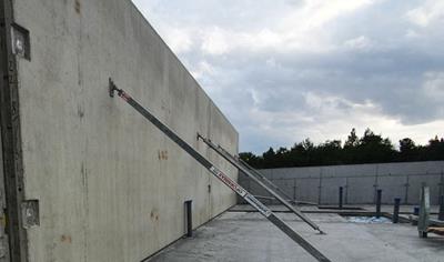 Cover image for Solid wall