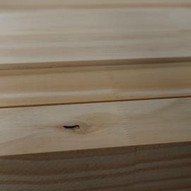 Cover image for Sawn wood table of radiata pine from Basque Country
