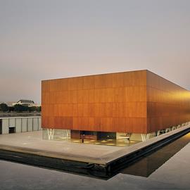 Cover image for HPL boards with natural wood finish. NATURCLAD - W and NATURHARDPANEL - W