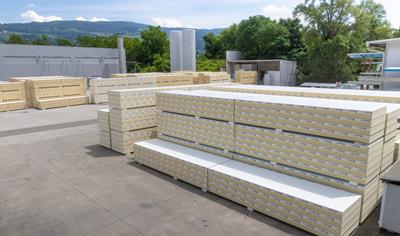 Cover image for Sandwich panels with steel facing and expanded rigid polyisocyanurate foam - series IW, IGS and ID4G