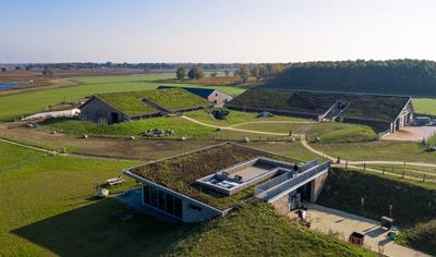 Cover image for Prelasti S