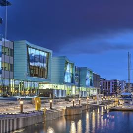 Cover image for Pilkington Laminated Offline Coated Float Glass