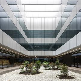 Cover image for Low carbon curtain wall systems