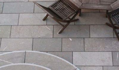 Cover image for Golvplatta och häll av kalksten