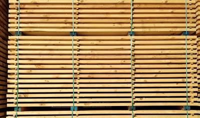 Cover image for Tabla aserrada de Pino radiata