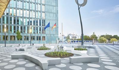 Cover image for Reinforced concrete benches TWIG