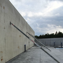 Cover image for Solid wall